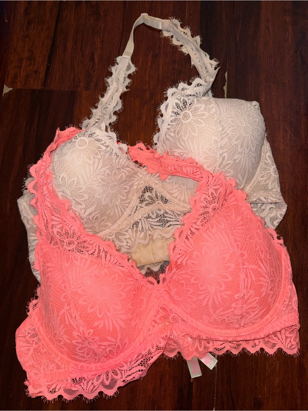 VS PINK Lace Underwire Bra - Coral Pink